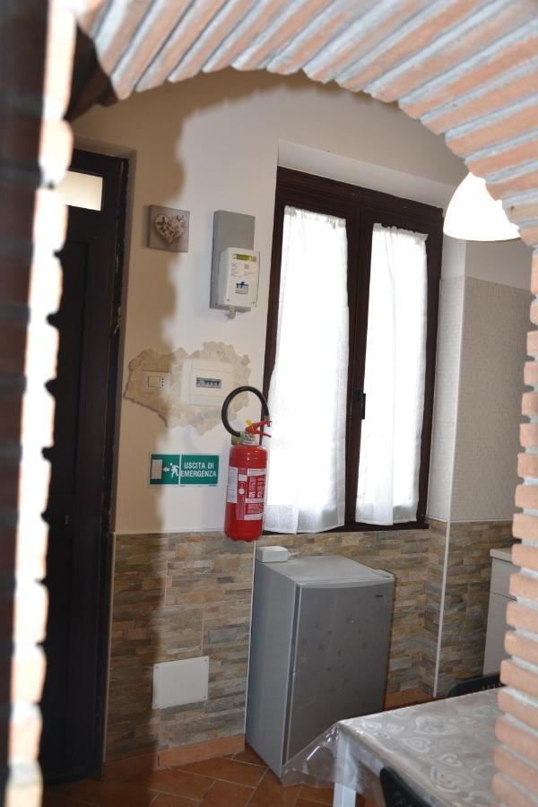 チビタベッキア Al Centro Del Portoヴィラ エクステリア 写真